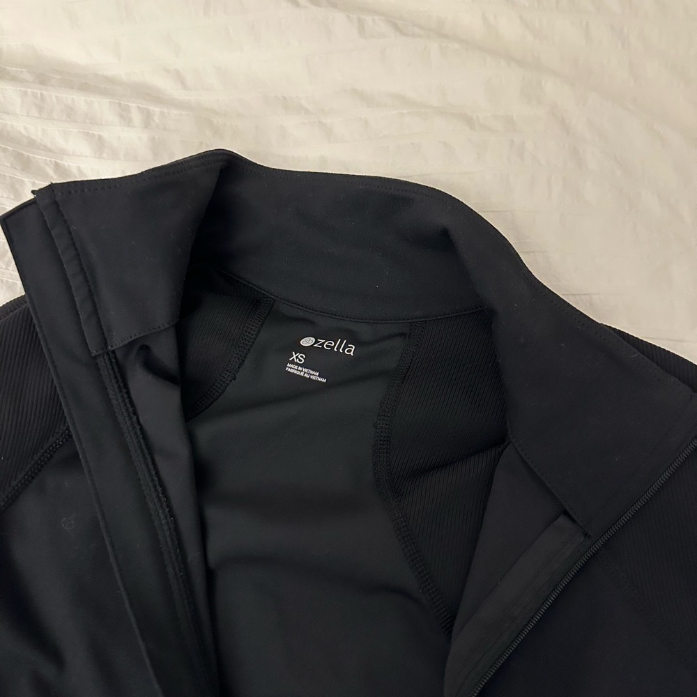 Zella Studio Lite Ribbed Jacket - Picture 2 of 3